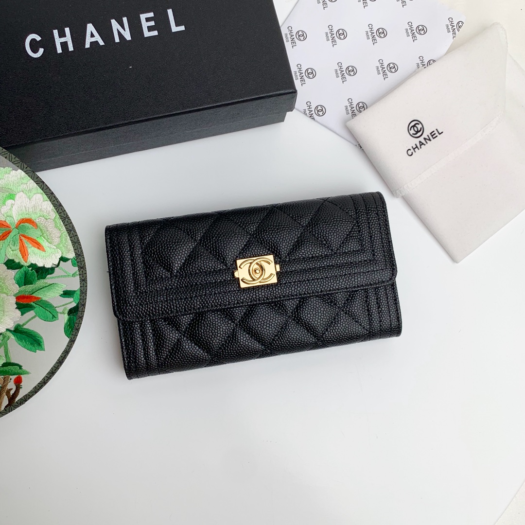 芸能人愛用Chanel シャネル 実物の写真 N品スーパーコピー財布代引き対応国内発送後払い安全必ず届く優良サイト